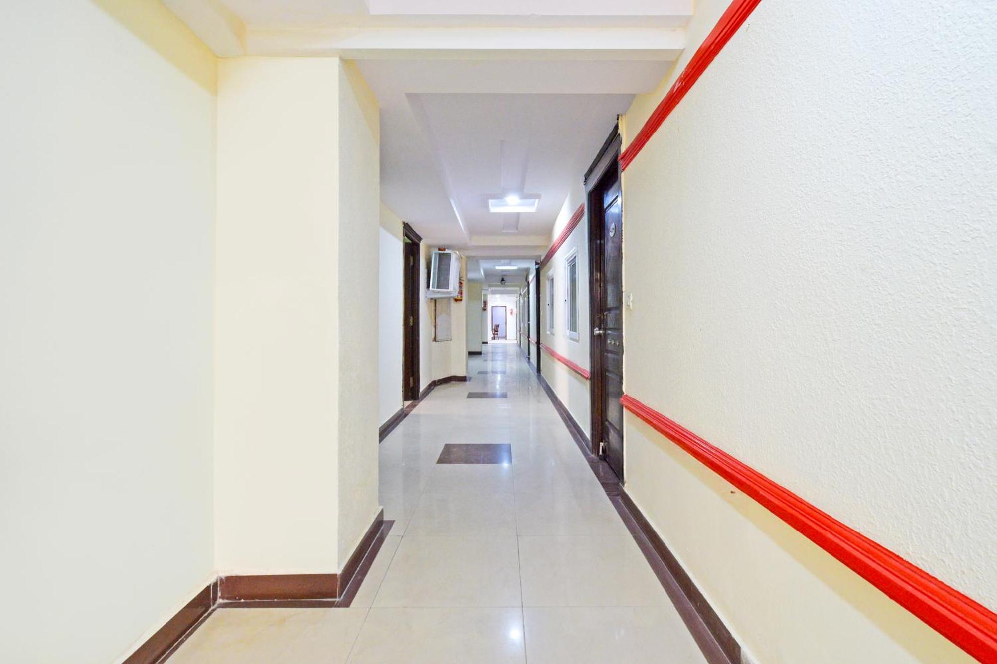 Super Townhouse Ameerpet Balkampet Road Haydarabad Dış mekan fotoğraf