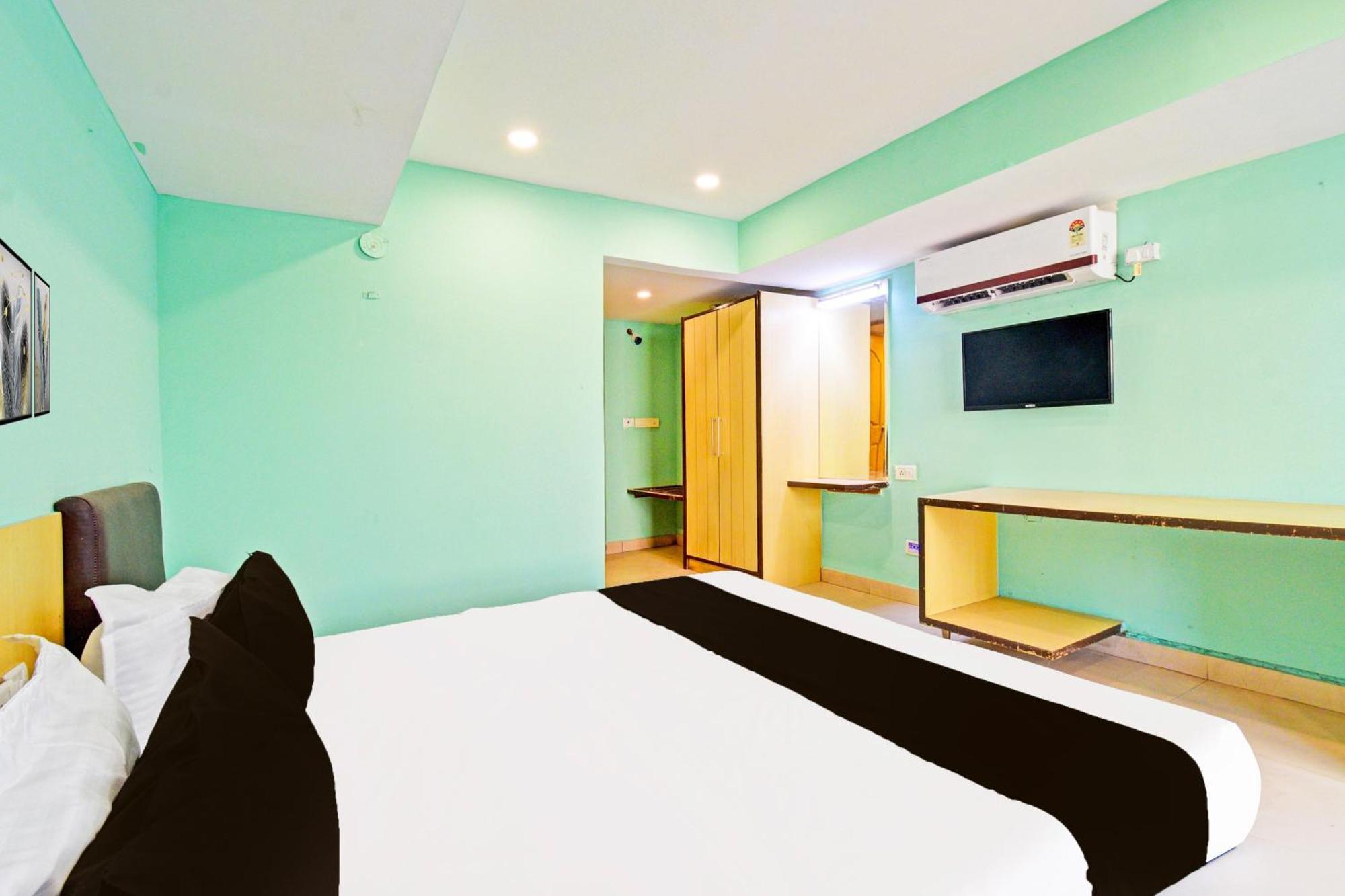 Super Townhouse Ameerpet Balkampet Road Haydarabad Dış mekan fotoğraf